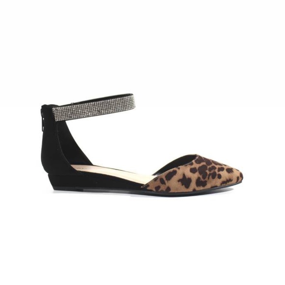 NEW Cheetah Pointed Toe Flats - Picture 5 of 7
